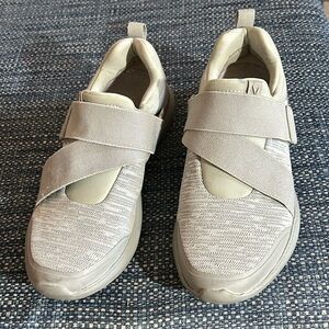 Vionic Womens Size 6.5 Wide Grey Purple Marlene Slip On Comfort Sneakers